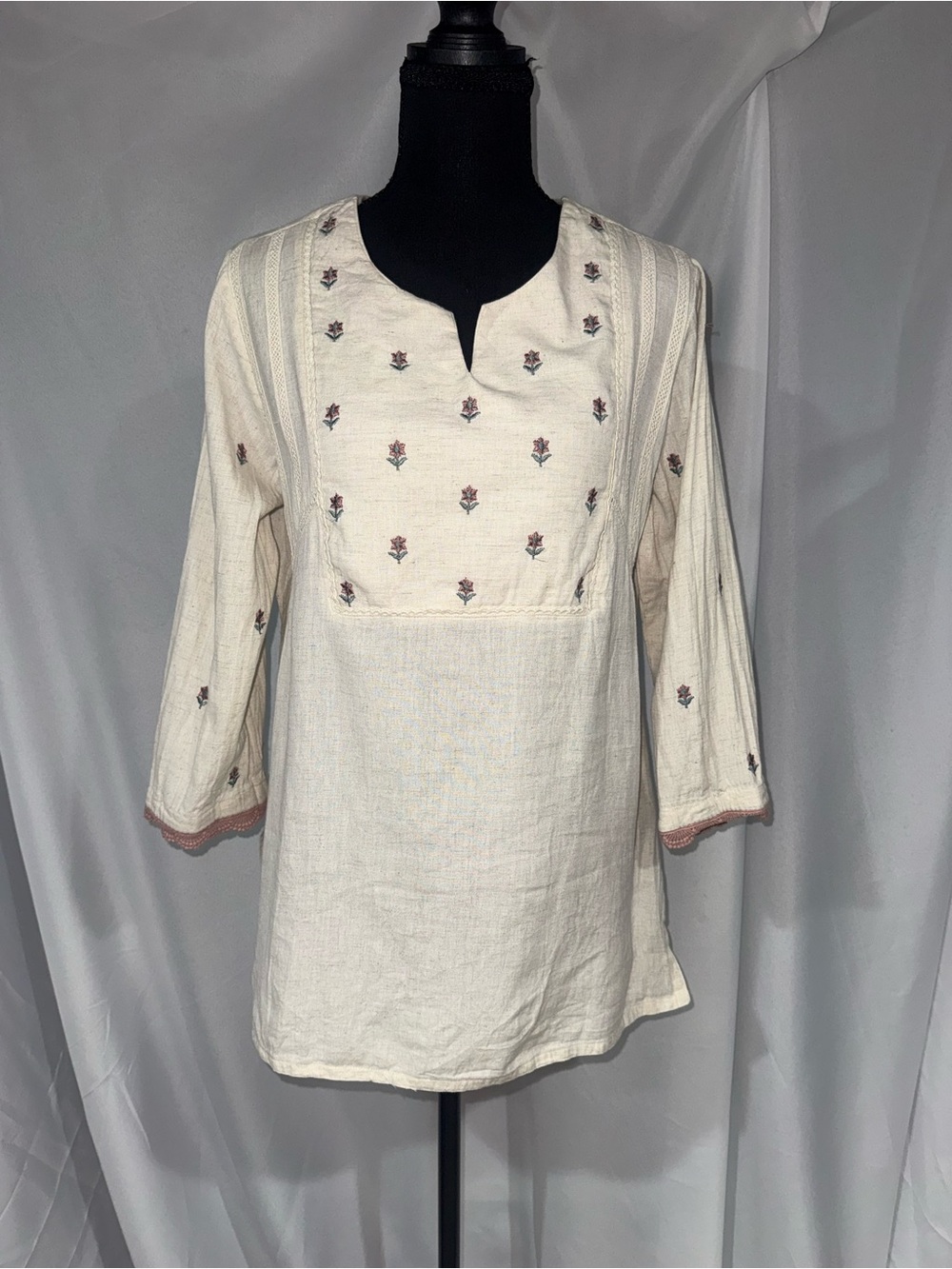 Cream Embroidered Split-Neck Tunic Top